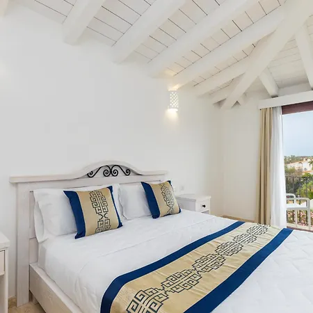 Vecchia Marina Hotel