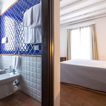 Vecchia Marina فندق 3*