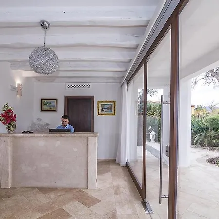 Vecchia Marina Hotel
