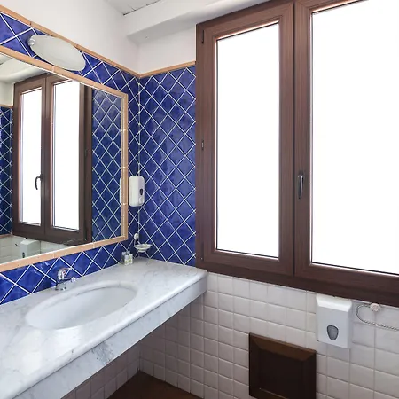 Vecchia Marina 호텔 아르바탁스