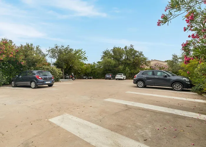 Vecchia Marina Hotel 3*