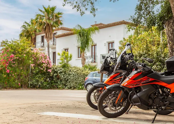 Vecchia Marina Hotel 3*