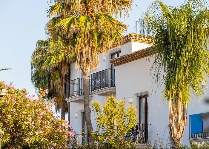 Vecchia Marina Hotel