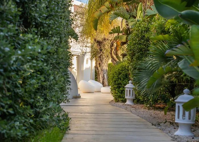 Vecchia Marina Hotel 3*