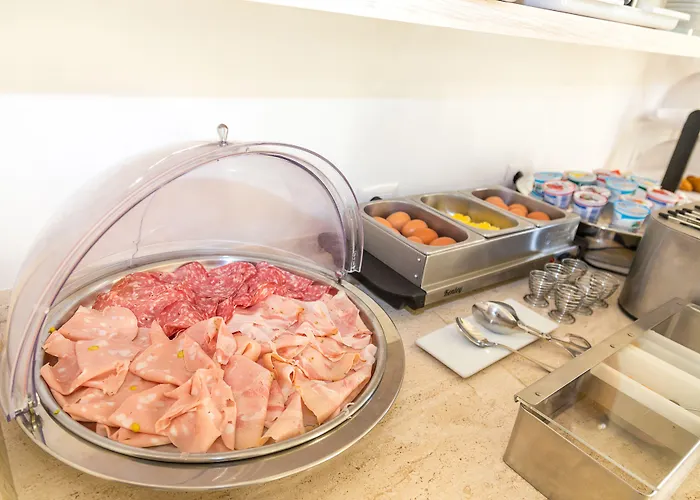 Vecchia Marina Hotel 3*